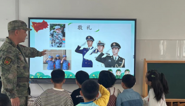 天台白鹤：播种爱国心，共筑强军梦