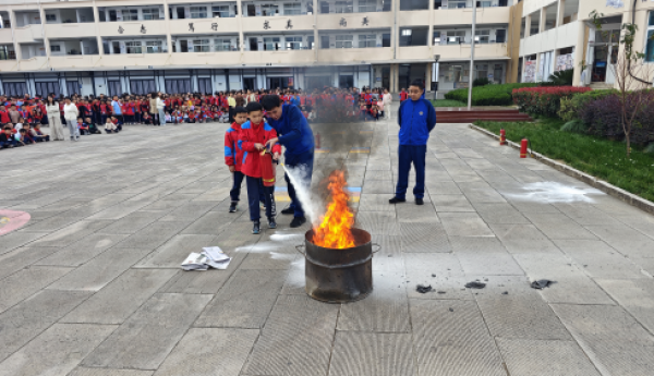 天台白鹤：关注消防，珍爱生命
